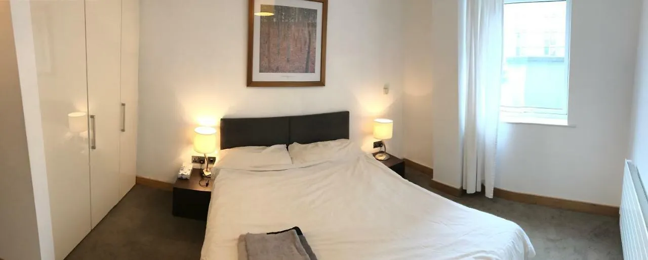 Cosy En-Suite Double Room In City Centre 더블린